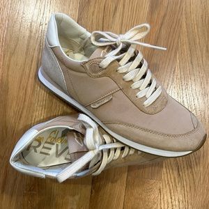 Sam Edelman Reve sneakers worn once size 8.5